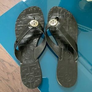 Black Tory Burch Flip Flops - 6M